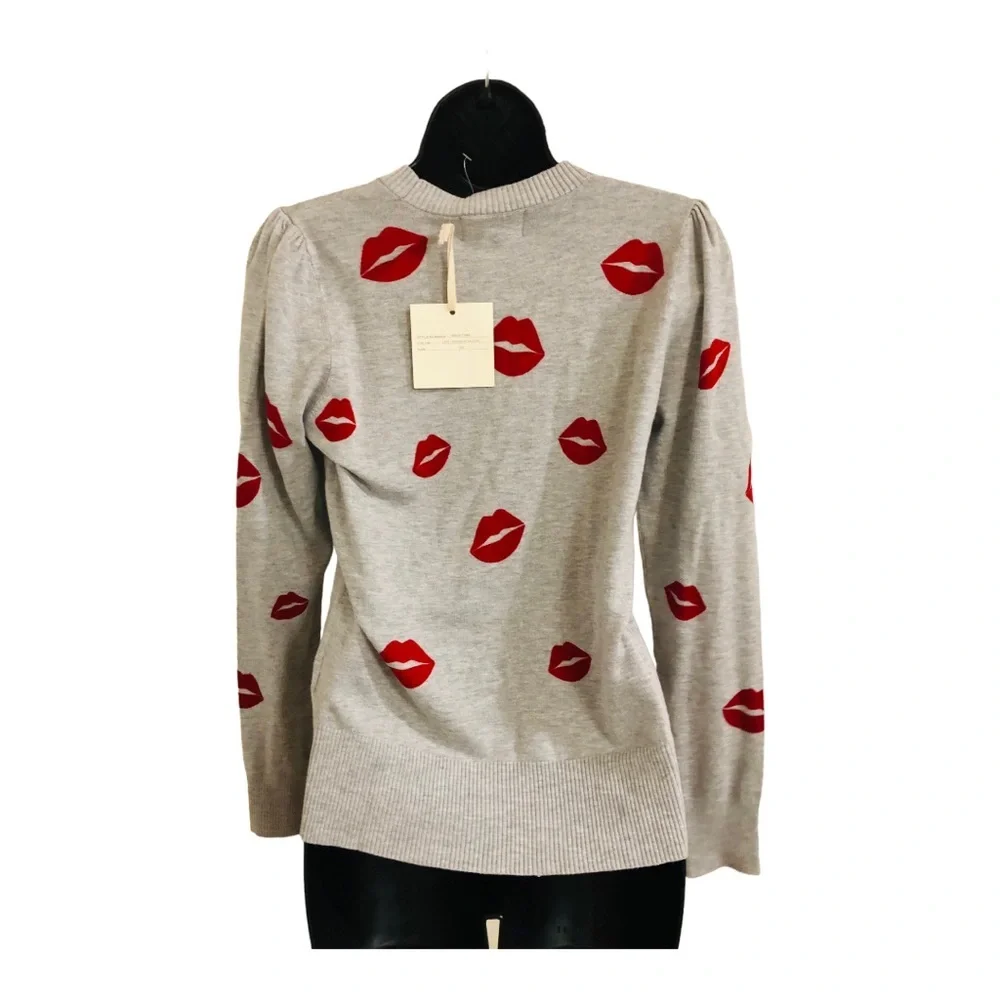 Grey red lipstick femme lips crewneck long sleeve knit sweater size XS brand new